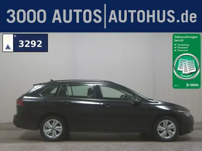 Gebraucht VW Golf VIII Life 150 PS (110 kW) 2023 Schwarz Kombi
