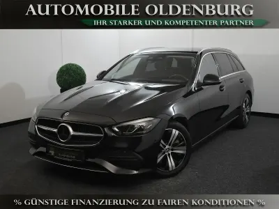 Gebraucht Mercedes C200 Avantgarde 163 PS (119 kW) 2022 Schwarz Limousine