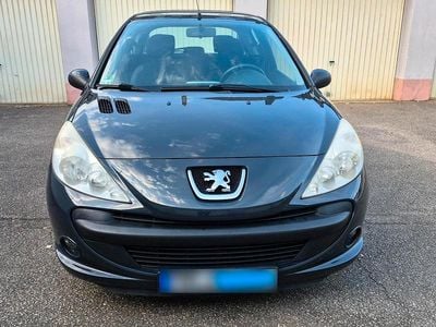 Gebraucht Peugeot 206+ 75 PS (55 kW) 2011 Grau Kleinwagen