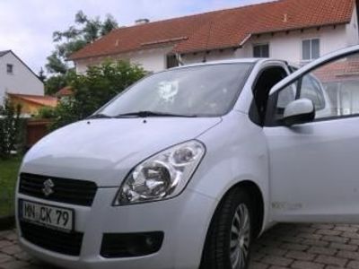 Gebraucht Suzuki Splash 117 PS (86 kW) 2009 Weiß metallic Kleinwagen