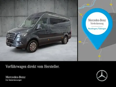 Gebraucht Mercedes Sprinter 190 PS (139 kW) 2024 Grau Van