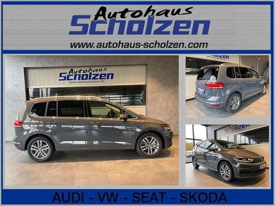 Neu VW Touran Comfortline 150 PS (110 kW) 2025 Grau Van / Kleinbus