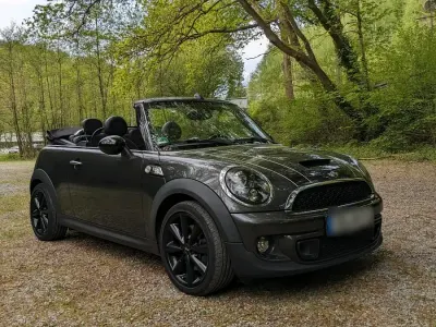 Usata Mini Cooper S Cabriolet 186 CV (136 kW) 2013 Grigio Cabrio