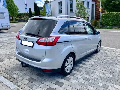 Gebraucht Ford Grand C-Max SYNC Edition 125 PS (91 kW) 2014 Silber Van / Kleinbus