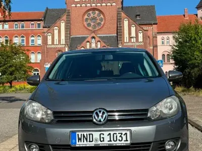 Gebraucht VW Golf VI Highline 122 PS (89 kW) 2010 Grau Limousine