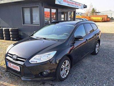 Gebraucht Ford Focus Trend 125 PS (91 kW) 2014 Schwarz Kombi