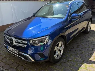 Gebraucht Mercedes GLC220 194 PS (142 kW) 2020 Blau SUV