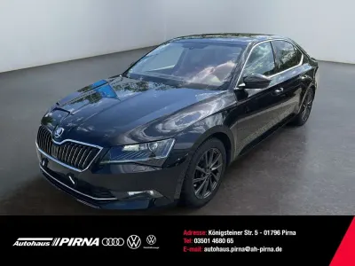Gebraucht Skoda Superb Style 150 PS (110 kW) 2015 Schwarz Limousine