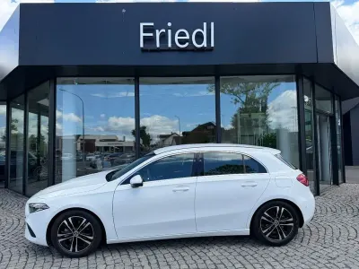 Gebraucht Mercedes A180 Progressive 136 PS (100 kW) 2025 Weiß Limousine