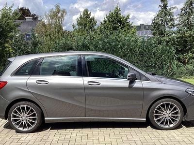 Mercedes B200