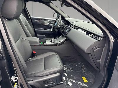 Gebraucht Land Rover Range Rover Velar SE Dynamic 304 PS (223 kW) 2026 Santorini black SUV