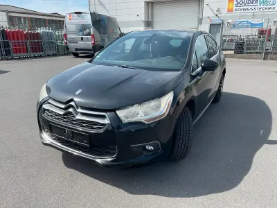 Gebraucht Citroën DS4 111 PS (81 kW) 2012 Schwarz Kleinwagen