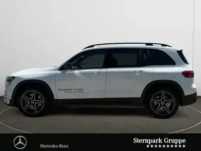 Gebraucht Mercedes GLB220 AMG 190 PS (139 kW) 2025 Weiß SUV