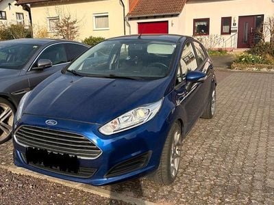 Gebraucht Ford Fiesta Trend 80 PS (58 kW) 2016 Blau Limousine