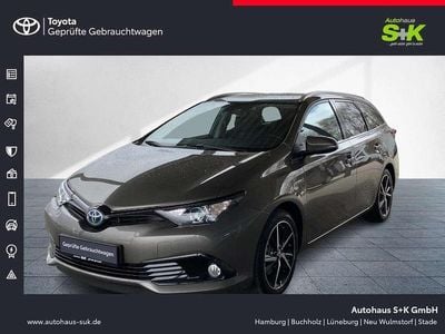 Second-hand Toyota Auris Team 99 CP (72 kW) 2018 Maro Break