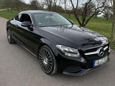Gebraucht Mercedes C250 204 PS (150 kW) 2016 Schwarz Coupé