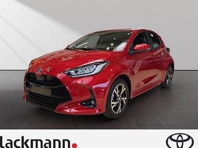 Neu Toyota Yaris Hybrid Comfort 117 PS (86 kW) 2026 Rot Kleinwagen