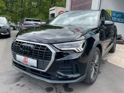 Gebraucht Audi Q3 Ambiente 150 PS (110 kW) 2023 Mythosschwarz SUV