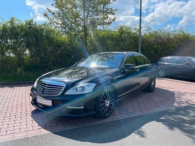 Usata Mercedes S500L 387 CV (284 kW) 2009 Nero Berlina