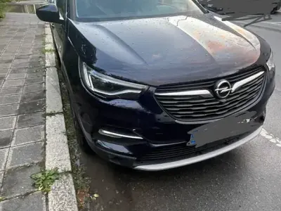 Gebraucht Opel Grandland X Ultimate 181 PS (133 kW) 2019 Andere farben SUV