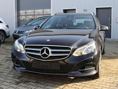 Gebraucht Mercedes E220 Avantgarde 170 PS (125 kW) 2016 Schwarz Kombi