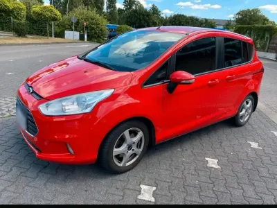 Usado Ford B-MAX 100 HP (73 kW) 2012 Vermelho Monovolume