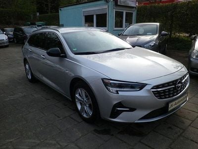 Second-hand Opel Insignia Business 174 CP (127 kW) 2022 Argintiu Break