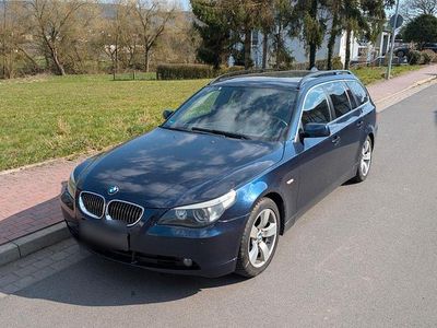 Gebraucht BMW 530 Sport Line 231 PS (169 kW) 2007 Blau Kombi
