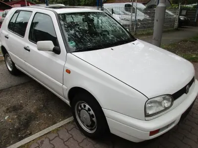 Brugt VW Golf III 75 HK (55 kW) 1996 Hvid Sedan