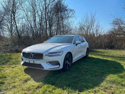 Gebraucht Volvo V60 Inscription 390 PS (286 kW) 2020 Weiß Kombi