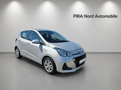 Gebraucht Hyundai i10 Trend 67 PS (49 kW) 2018 Silber Kleinwagen