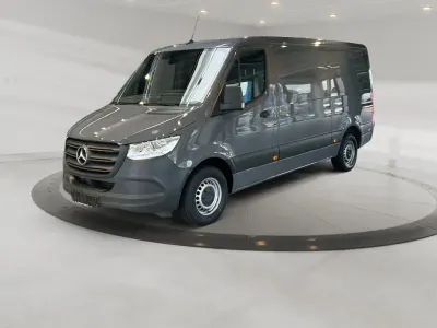 Gebraucht Mercedes Sprinter 190 PS (139 kW) 2022 Graphitgrau Van