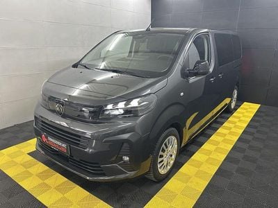 Gebraucht Peugeot Traveller Active 177 PS (130 kW) 2025 Lackierung titangrau/typ ausse Van / Kleinbus