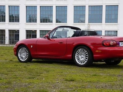Gebraucht Mazda MX5 110 PS (80 kW) 1998 Rot Cabrio