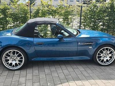 Blau Gebraucht 2002 BMW Z3 Cabrio | 11.900 €