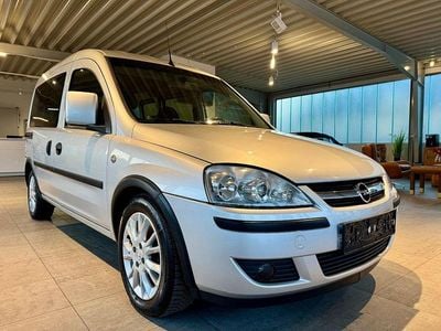 Gebraucht Opel Combo 75 PS (55 kW) 2011 Silber Van / Kleinbus