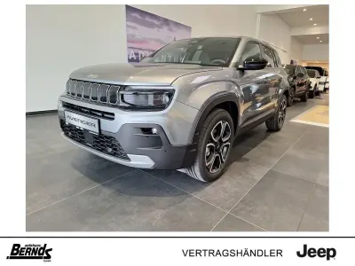 Neu Jeep Avenger Summit 101 PS (74 kW) 2026 Granite grey (metallic) SUV