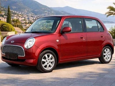 Gebraucht Daihatsu Trevis 58 PS (42 kW) 2007 Rot Kleinwagen