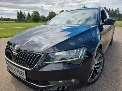Gebraucht Skoda Superb LAURIN & KLEMENT 179 PS (131 kW) 2018 Schwarz Kombi