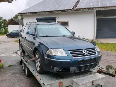 Gebraucht VW Passat 116 PS (85 kW) 2005 Blau Kombi