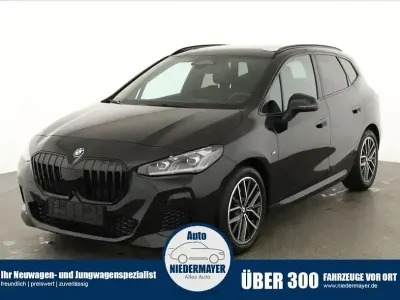 Używany BMW 223 Active Tourer M Sport 218 KM (160 kW) 2025 Czarny Minivan