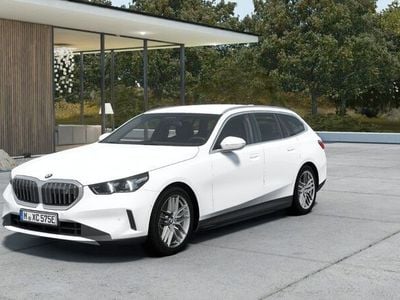 Weiß Gebraucht 2024 BMW i5 Sport Line Limousine | 53.985 € (Superpreis)