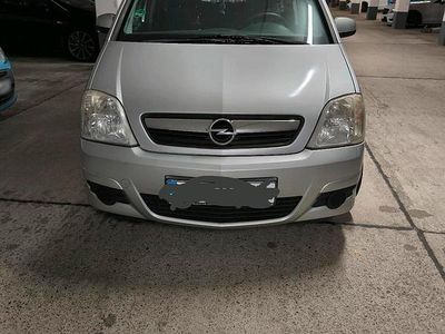 Gebraucht Opel Meriva 90 PS (66 kW) 2006 Silber Van / Kleinbus