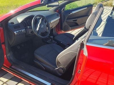 Gebraucht Opel Astra Cabriolet Cosmo 179 PS (131 kW) 2007 Rot Cabrio