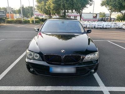 BMW 740