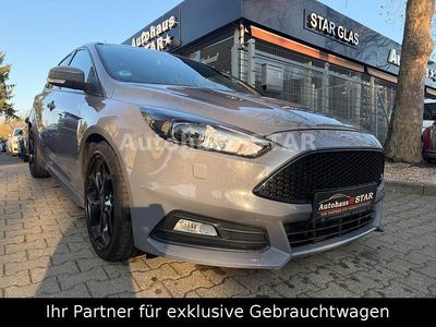 Gebraucht Ford Focus ST 250 PS (183 kW) 2016 Grau Limousine