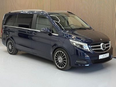 Second-hand Mercedes V250 Exclusive 190 CP (139 kW) 2018 Albastru Monovolum