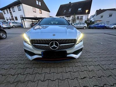 Gebraucht Mercedes CLA250 218 PS (160 kW) 2017 Silber Limousine