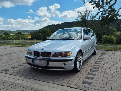 Gebraucht BMW 320 170 PS (125 kW) 2004 Silber Kombi