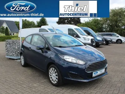 Gebraucht Ford Fiesta Trend 60 PS (44 kW) 2014 Blau Kleinwagen